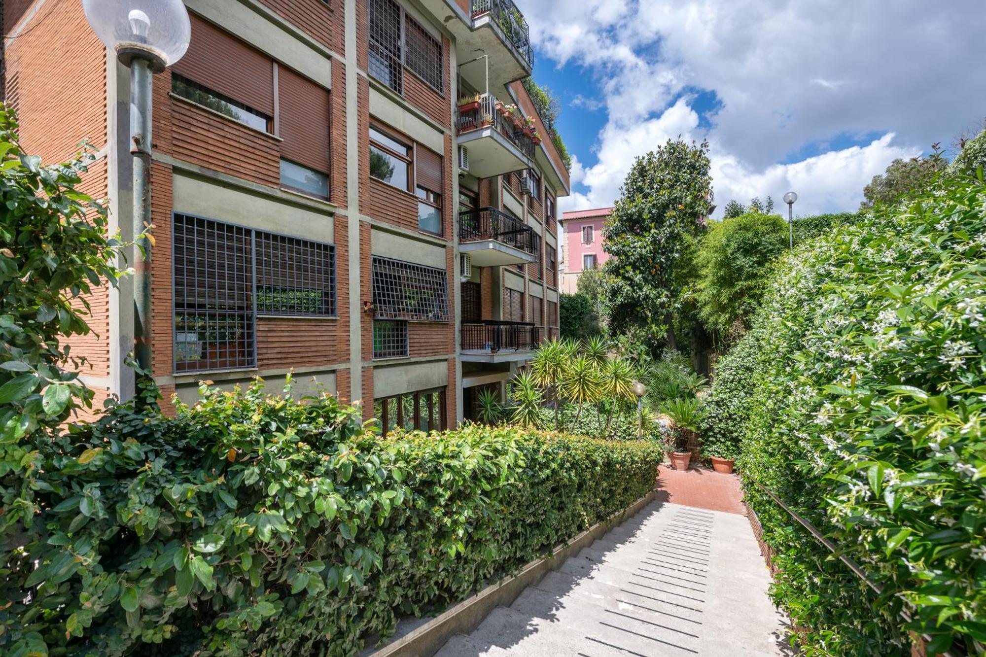 Dream Ii Apartment Rom